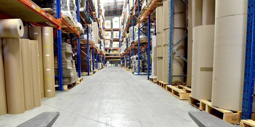 Garantir la sécurité des entrepôts via une gestion proactive des racks