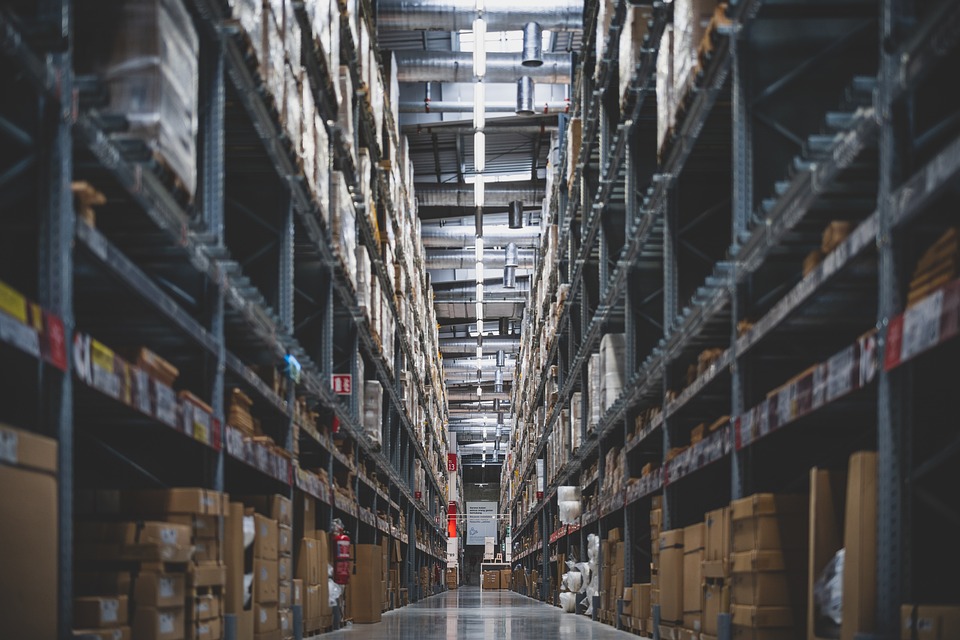 Les avantages d'installer des casiers à colis click-and-collect